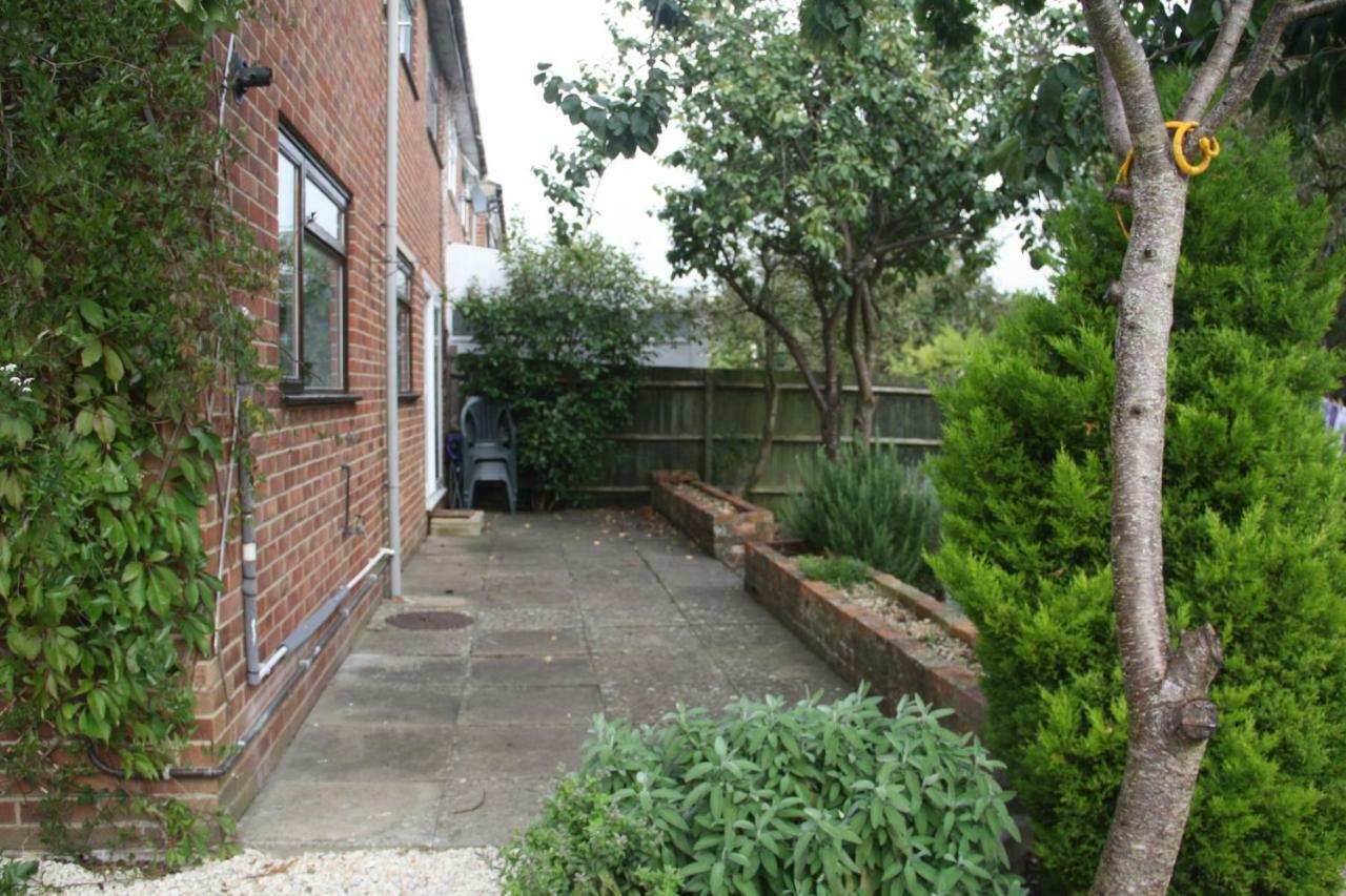 St Anne'S Serviced Accommodation - Bicester Oxfordshire Exterior foto